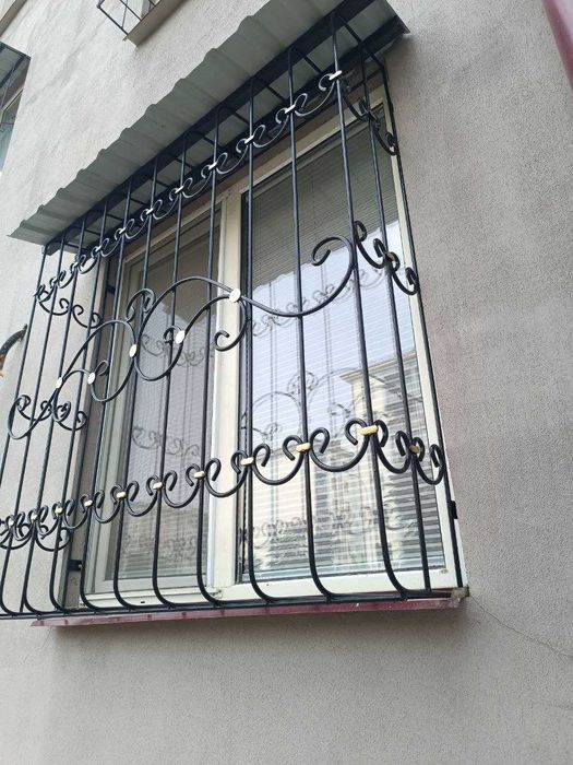 Решётки на окна ,Panjara Балкон Карниз temir oynaga kovka naves ограда