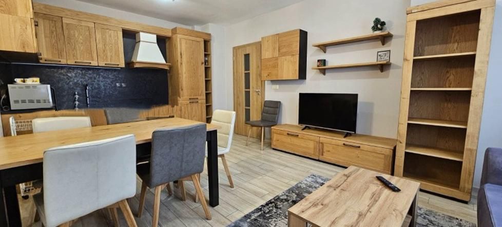 Дава се под наем Двустаен апартамент в София, Банишора - 51 кв.м за 715 € - Снимка #2