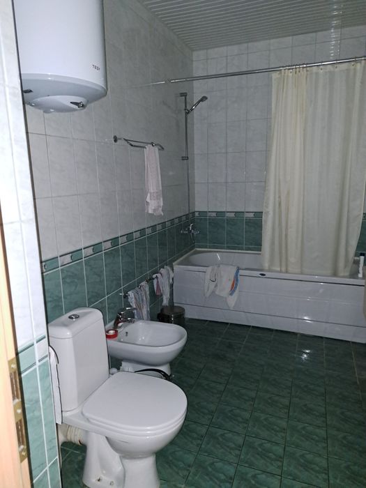 Продава се Тристаен апартамент в Варна, Център - 136 кв.м за 699 €/кв.м - Снимка #3