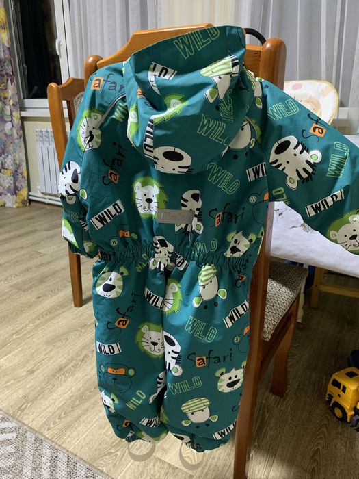 Продам детский комбинезон