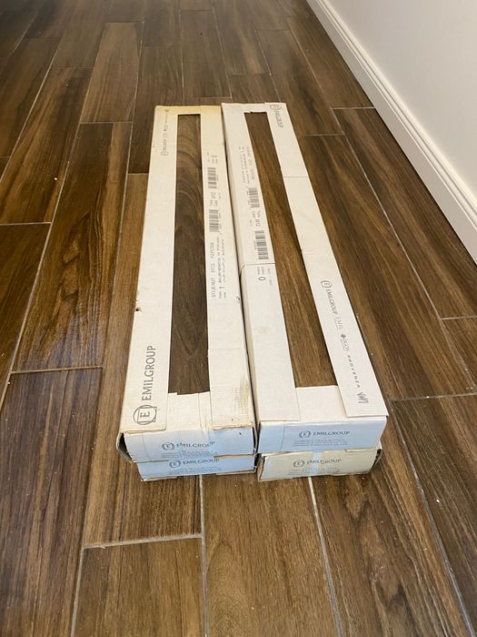 Vând gresie 73 lei mp