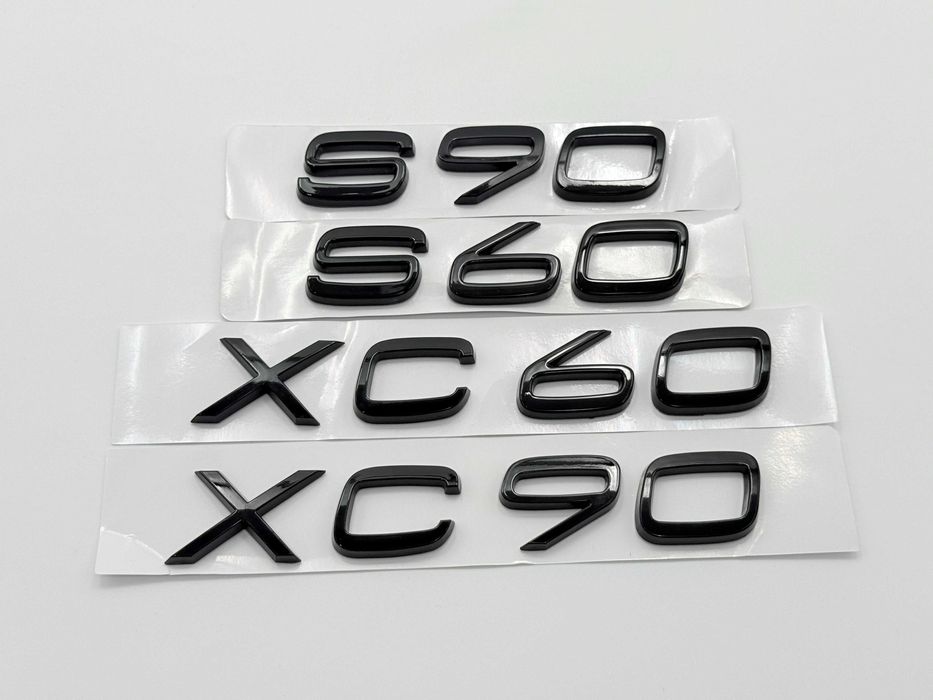 Emblema Compatibila Volvo XC60/XC90 S60/S90 spate negru