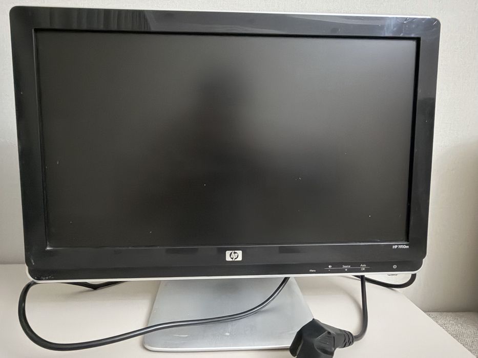 Продам 2 монитора HP