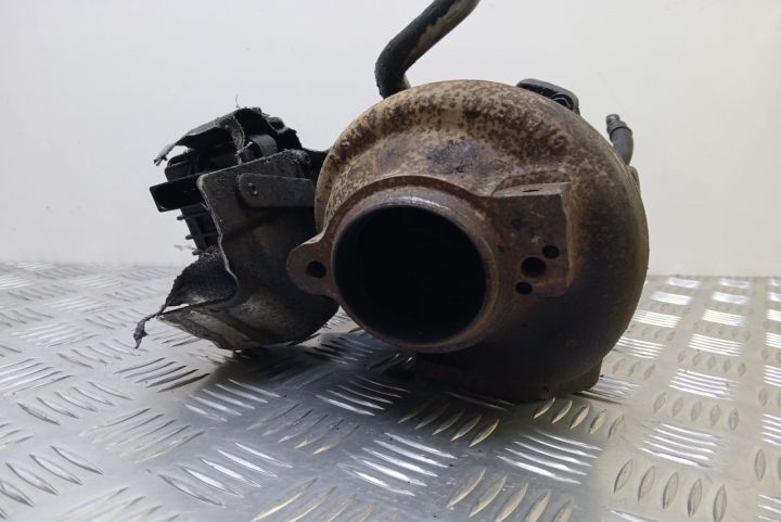 Turbina Turbo Turbosuflanta 2.5 TDI 7791758 BMW Seria 5 E60/E61
