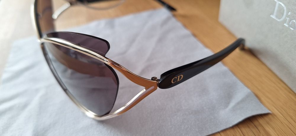 Слънчеви очила Dior