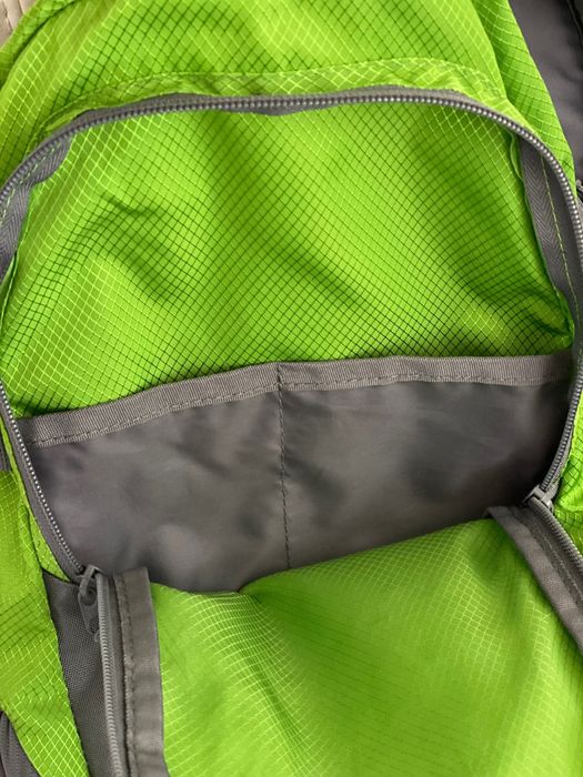 Чисто нова. Оригинална раница Schneider Electric 14L