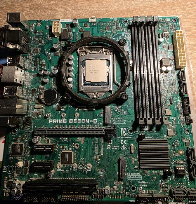 Продам материнку и процессор i5 9400F