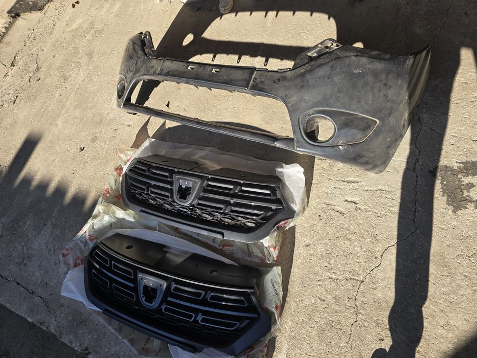 Bara fata dokker Lodgy si masca Grila calandru 2013 2021