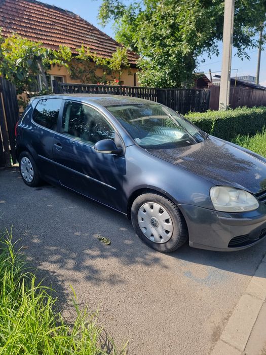 Vând VW Golf 2005 in 2 usi