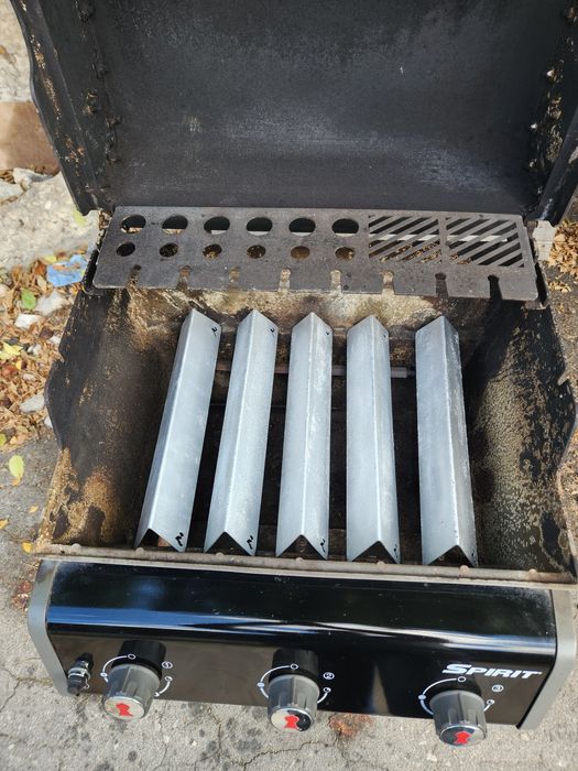 Газово барбекю Weber