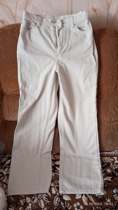 Джинсы женские..