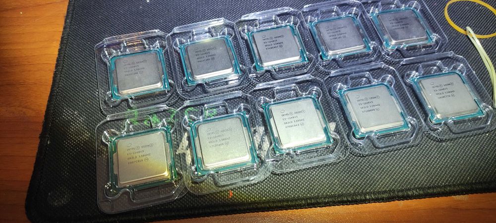 Продам Intel Xeon E3-1240 v5