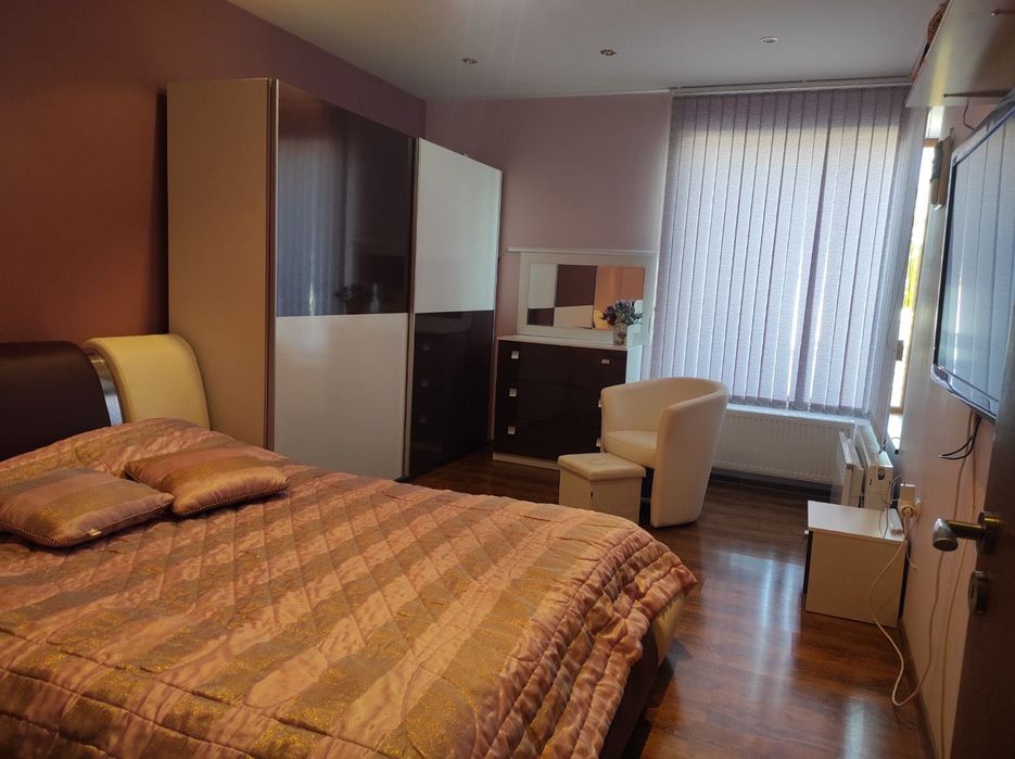 Продава се Къща в Стара Загора, Железник - център - 253 кв.м за 2372 €/кв.м - Снимка #3