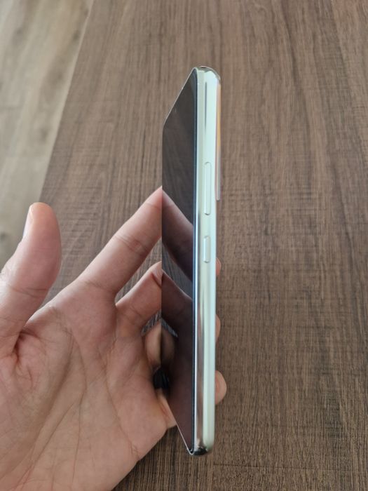 Samsung S22 128GB Остатъчна гаранция