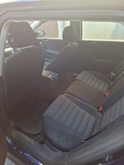 VW Passat B6 SPORTLine anul 2010 Motor 2.0TDi 140 CP Euro 5