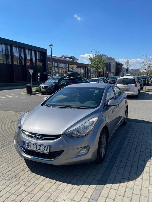 HYUNDAI Elantra 2013 — imagine 3