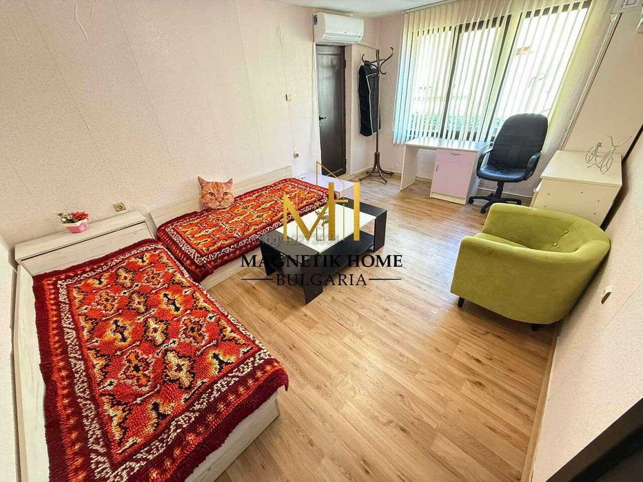 Страхотен партерен етаж от къща с 2 спални и 2 бани в ж.к. Сарафово