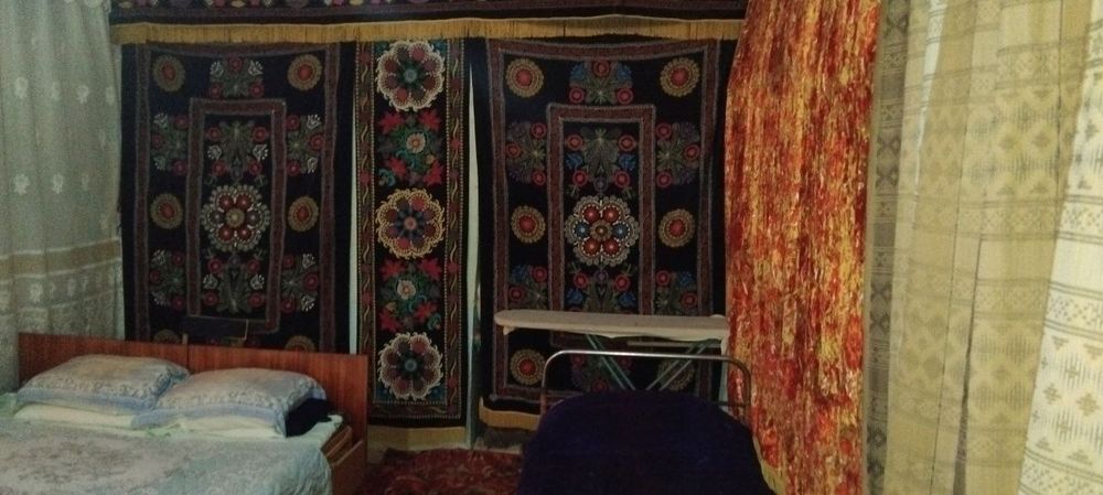 Тезкор ҳовли сотилади