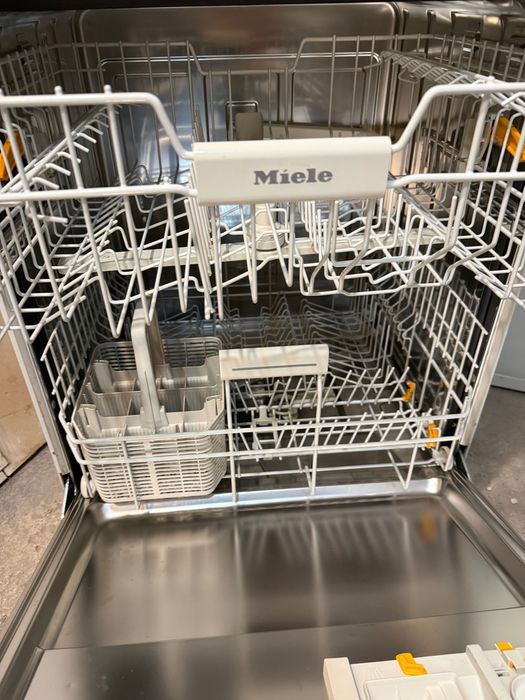 Съдомиална Miele. Втора употреба