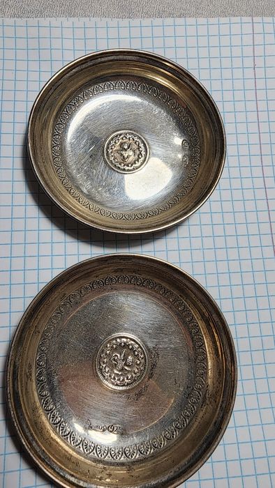 Помогу оценить. Серебро по 23000сум за грам.19 век.