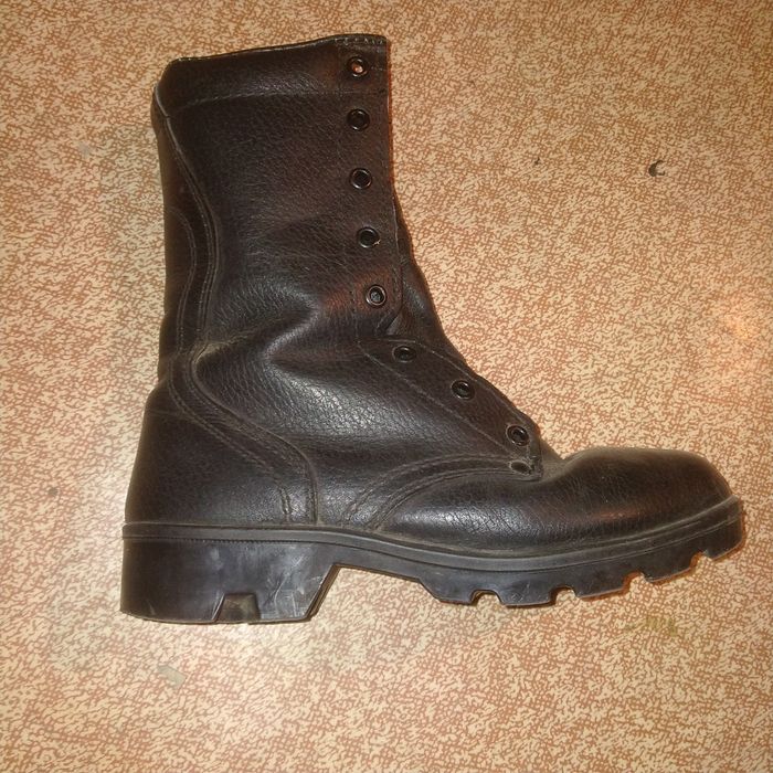 Кожанные берцы 36 размер