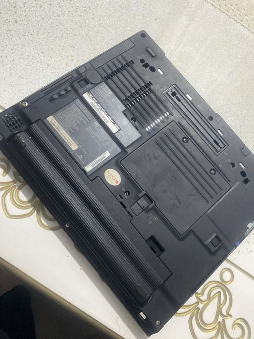 Нотбук заряткасы жоқ