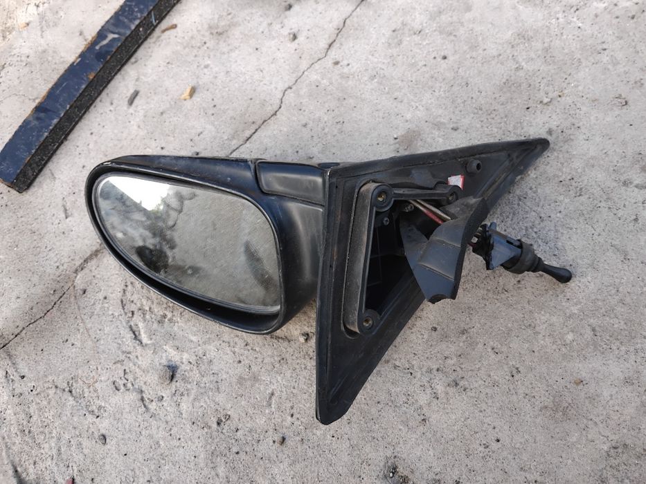 Зеркало заднего вида