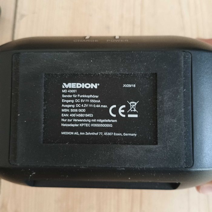 Безжични слушалки Medion Life P62061( MD 43051), С докинг станция, 15 часа, 20м, Черни