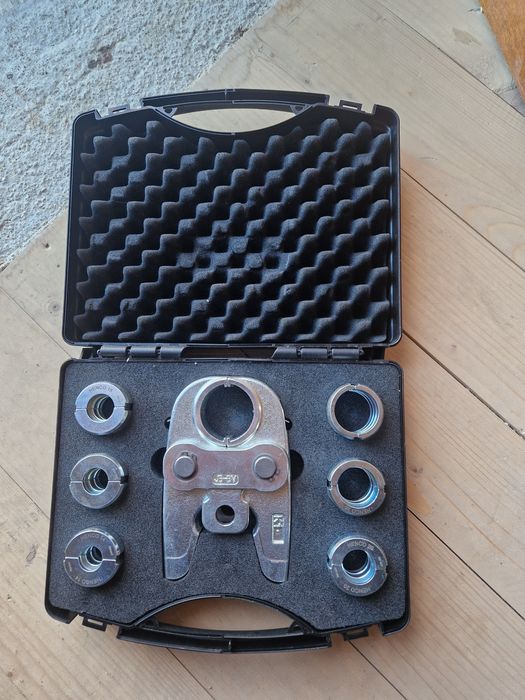 Прес челюсти Henco TH 14, 16, 18, 20, 26, 32