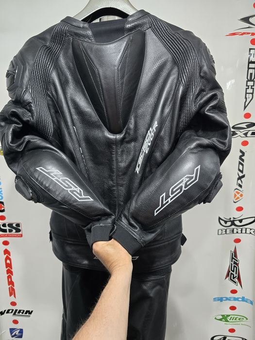 Costum combinezon moto piele RST TracTech Evo R 56 Focsani • OLX.ro