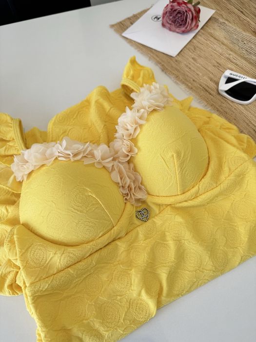 Costum de baie Chanel , calitate premium , pe comanda , nou , M