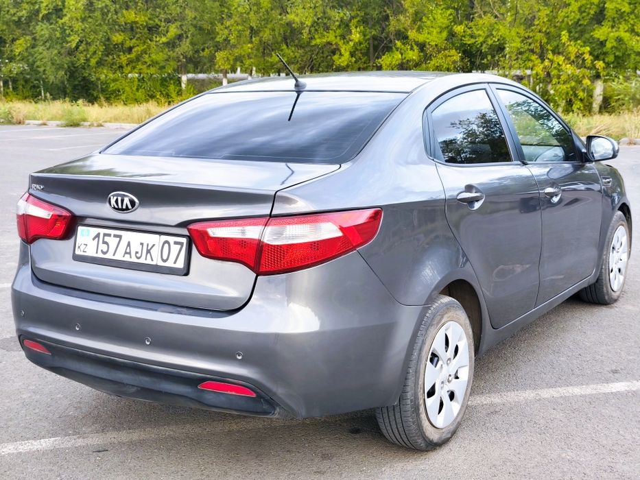 Срочно продам Kia Rio. Автомат.