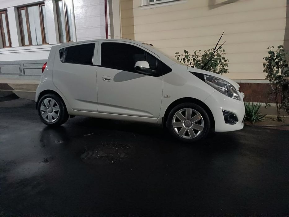 Spark  avtomat 2 evro 2014 yil ideal xolatda.