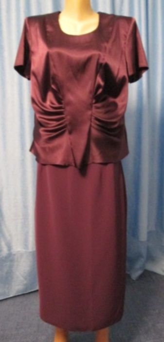 costum dama grena cu 3 piese