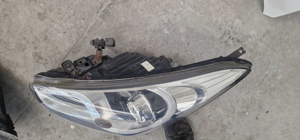 Faruri  Hyundai I40 2011-2015