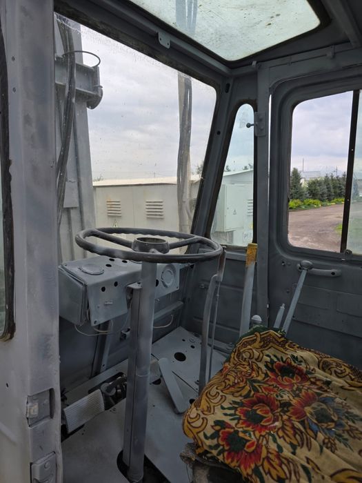 Погрузчик на базе ГАЗ52