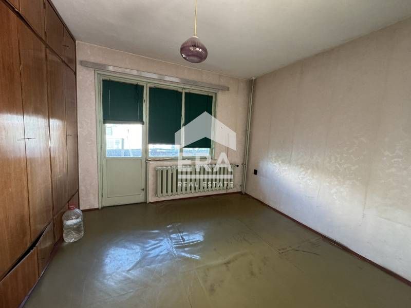 Продава се Тристаен апартамент в Хасково, Дружба 1 - 77 кв.м за 1096 €/кв.м - Снимка #3