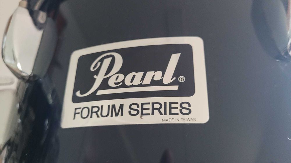 Tobe acustice Pearl Forum Series / Made in Taiwan / Sabian AA Mediu Ride 20'' inclus