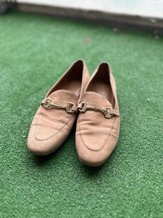 Нови лоуфъри, Graceland, номер 39