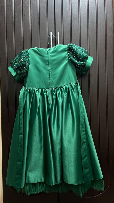 Вечерняя платья.