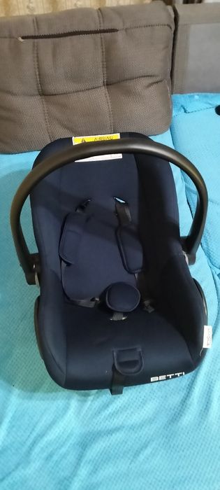 Babyton автолюлька