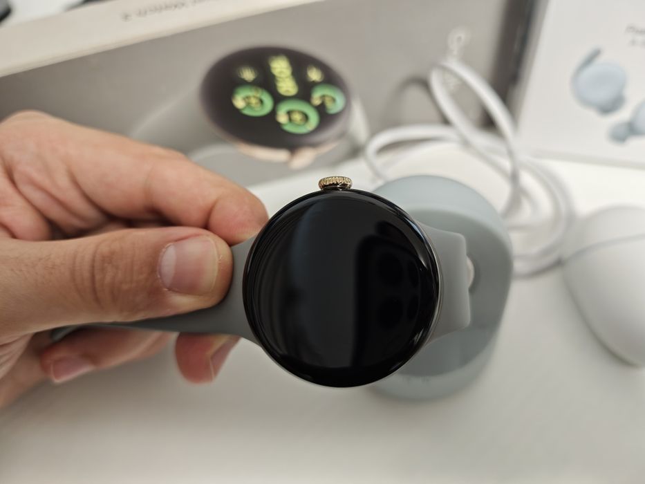Ceas Google Pixel Watch 3 41mm + Casti Google Pixel Buds A-Series