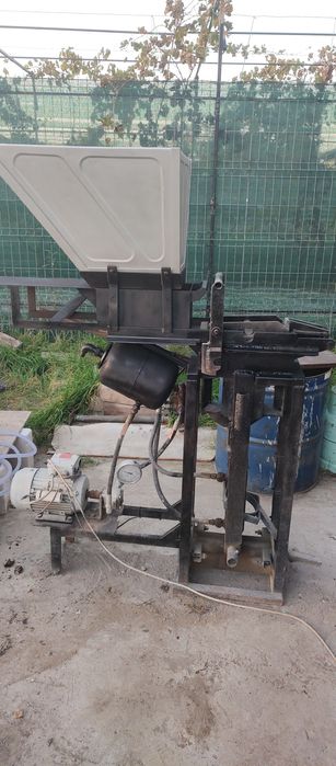 Presa hidraulica caramizi