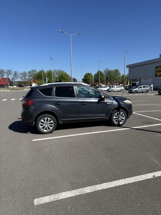 --Ford  Kuga  -  2009 -