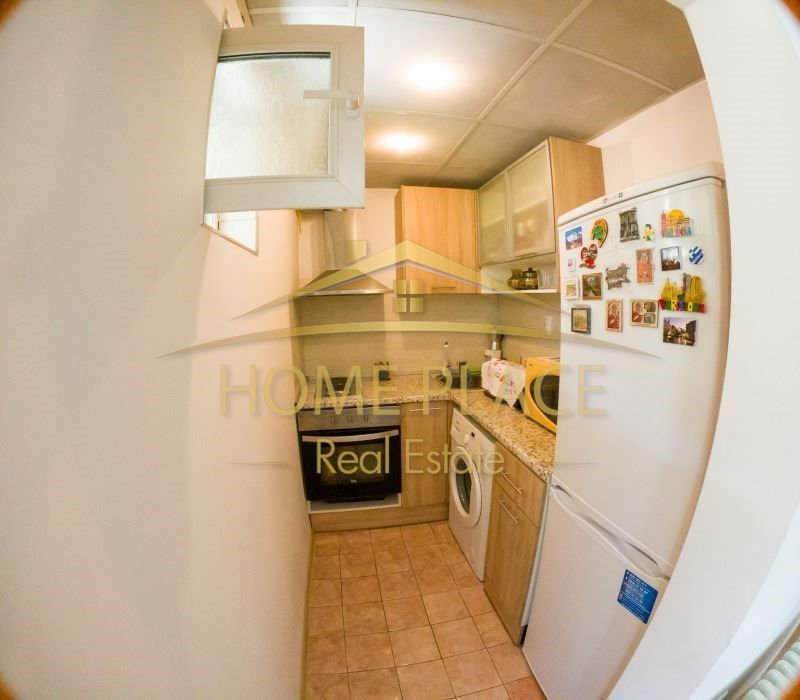 Дава се под наем Едностаен апартамент в Варна, Лятно кино Тракия - 30 кв.м за 306 € - Снимка #1