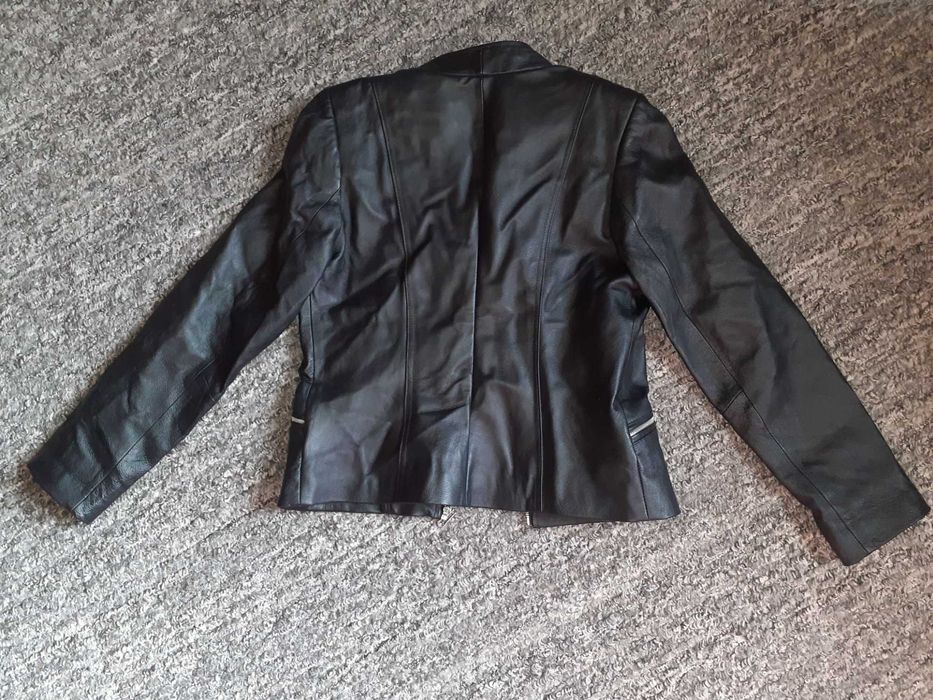 100 % кожали женский кастюм