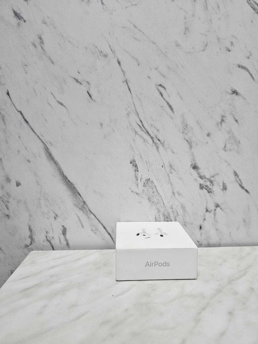 Apple AirPods 4  Sigilate Zeus Amanet 68285