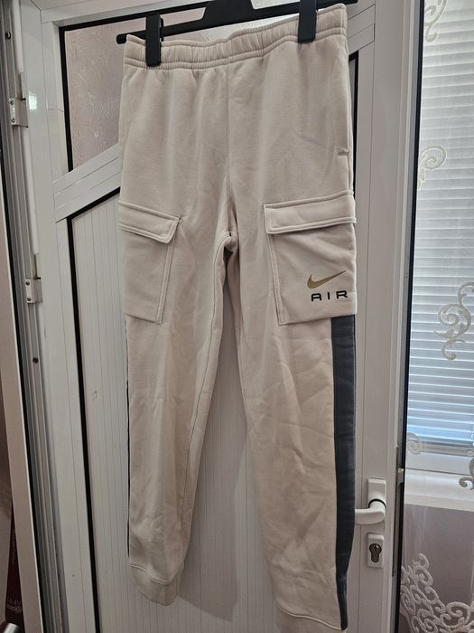 Долнища и суичър Найк