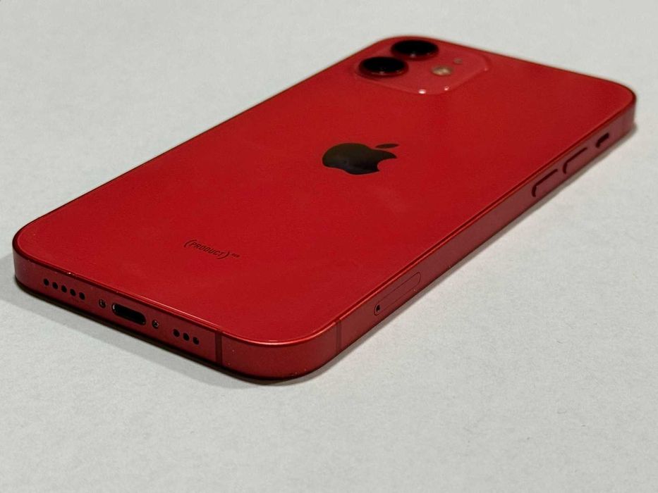 iPhone 12 64GB 77% Battery Health