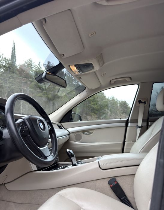 Лек автомобил BMW 530 GT
